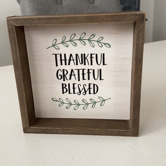 Magnolia Thankful Grateful Blessed Rustic Farmhouse Wood Sign Thanksgiving - Picture 2 of 6